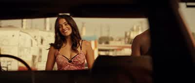 Look at her. - Death Race