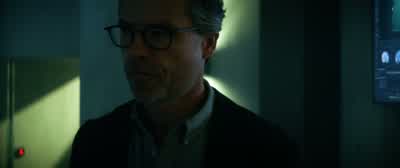 Look at him. - Bloodshot