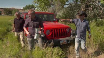 Look at that jumping. Look‐it,
it is going nuts. - The Secret of Skinwalker Ranch