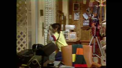 Look at that limo.
Who do you suppose it could be? - Punky Brewster