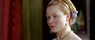 Look at her man - Girl with a Pearl Earring