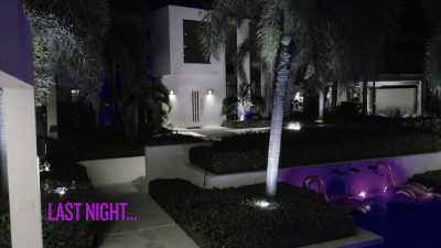 Look at me. - The Real Housewives Ultimate Girls Trip