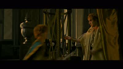 Look at me. - Gladiator II