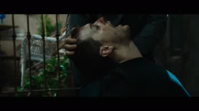 Look at me. - Jack Reacher: Never Go Back