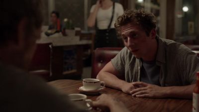 Look at me. - Shameless