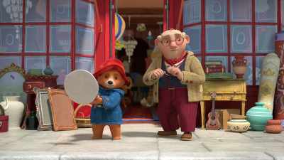 Look at my new metal detector.
It's amazing! - The Adventures of Paddington