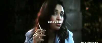 Look at that one.
Just... just Look at him! - Veere Di Wedding