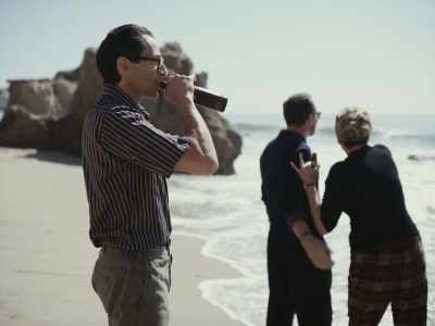 Look at that out there.
Oh my God. Do you guys see that? - Blonde