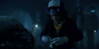 Look at that. - Stranger Things
