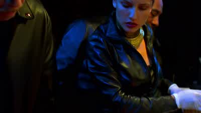Look at that. - Blade II