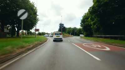 Look at that,
that Mercedes came from nowhere, - James May and the Dull Men