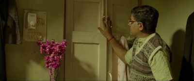 "Look at the doctor's daughter,
flaunting lipstick..." - Badhaai Ho