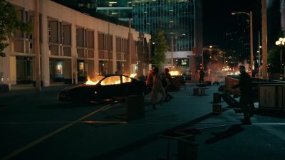 Look at them. - The Flash