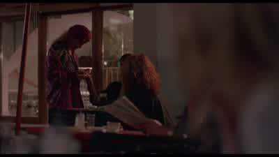 Look at this palm reader. - Before Sunrise