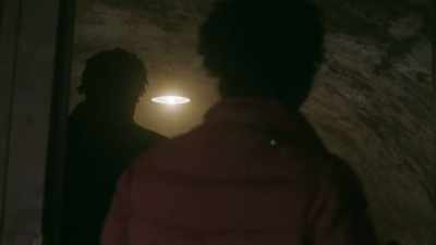 Look at this. - Ransom