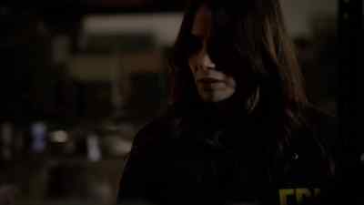 Look at this. - The Following