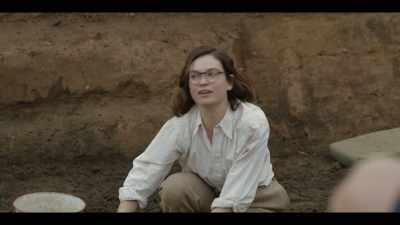 -Look at this, sir.
-Look. Look! - The Dig