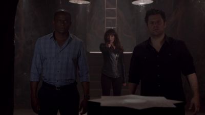 - "LOOK BEHIND YOU." - Psych