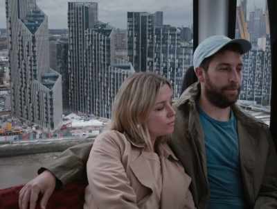 Look, brown Thames,
beautiful gray skies. - Trouble Will Find Us