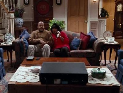 LOOK CARL CLINT'S DRIVING OFF - Family Matters