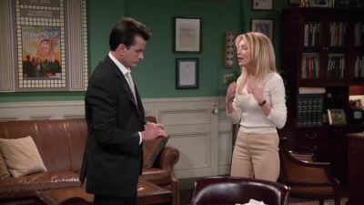 Look, Charlie,
I know Scott's a player. - Spin City