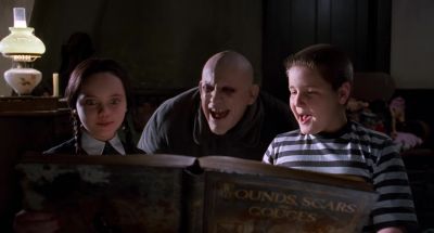 Look children a new chapterScabs - The Addams Family