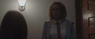 Look, even if kerrie was here
in some way, she... - Seance