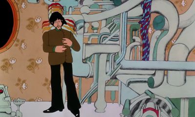 Look everything's getting bigger - Yellow Submarine