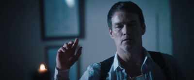 Look, he forgot
to take his phone! - Confession