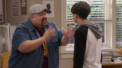Look, you got this.
Lights, camera, knowledge, go. - Mr. Iglesias