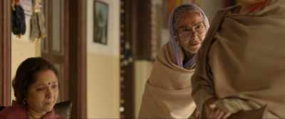 Look Gular... If his cap
doesn't come off this time... - Badhaai Ho