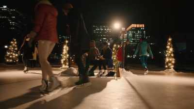 Look, we have
live entertainment - The Great Holiday Bake War