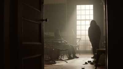 Look, if he can't runfrom empties -- - The Walking Dead: World Beyond