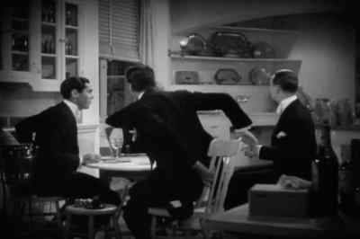 - Look
-Here they are - British Agent
