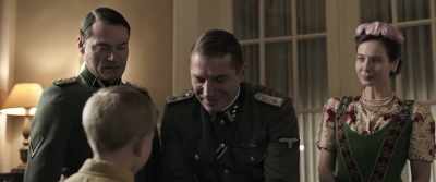 Look, here. Happy birthday! - The Photographer of Mauthausen