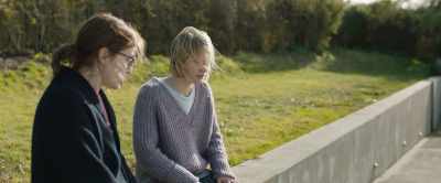 Look, if he's with Liz, - Blackbird