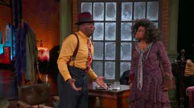 - Look, how do the two Hannigan - Annie Live!