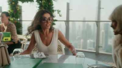 - Look how gorgeous you look.
- Oh, my God, - The Real Housewives of Dubai