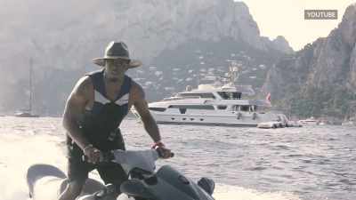 Look how I show
up on-- look how I - TMZ Presents | The Downfall of Diddy