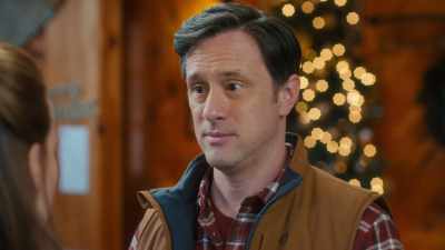 Look, I came to
offer you a lifeline. - A Very Vermont Christmas