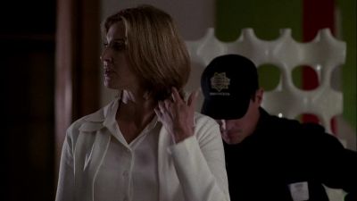 Look, I dialed 911. - CSI: Crime Scene Investigation