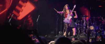 Look, I don't know that
two last names? - Olivia Rodrigo: GUTS World Tour