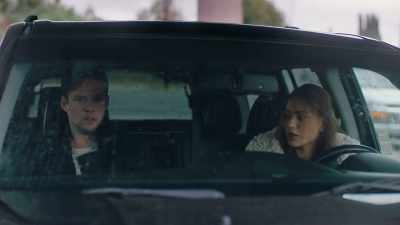 -Look, I don't know
what your deal is - Road Trip Hostage