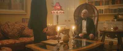 Look, I don't know
what's going on, - Campton Manor