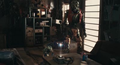 Look, I fix it... - District 9