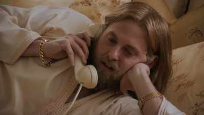 Look, I got your number off the board. - Don't Worry, He Won't Get Far on Foot