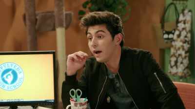 - Look, I have friends
on the Brain Squad - I Am Frankie