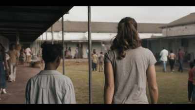 Look, I have to go
back to Kinshasa. - The Widow
