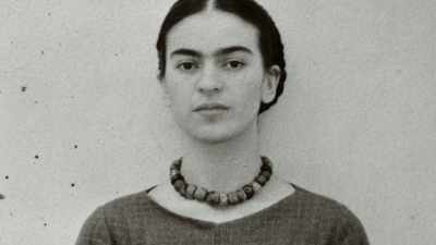 Look, I haven't come to flirt with you. - Frida