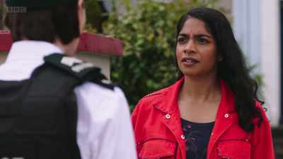 look, I-I know about you and Finn. - Hope Street